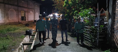 Anggota Koramil 406/10 Lubuklinggau Timur Laksanakan Siskamling di Wilayah Binaan