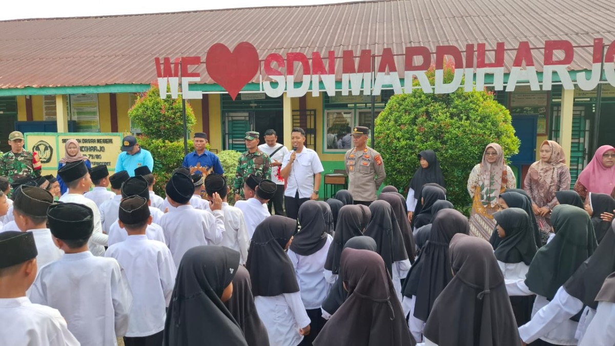 Danramil Hadiri Hari Pertama Program Pemberian Makan Bergizi Gratis di SD Mardi Harjo