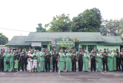 Komandan Kodim 0406/Lubuklinggau Pimpin Upacara Kenaikan Pangkat dan Pelepasan Purna Tugas Prajurit