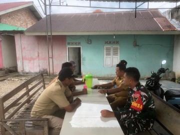 Babinsa Koramil 406-01/Rawas Ulu Laksanakan Sosialisasi Karhutla di Desa Sungai Kijang