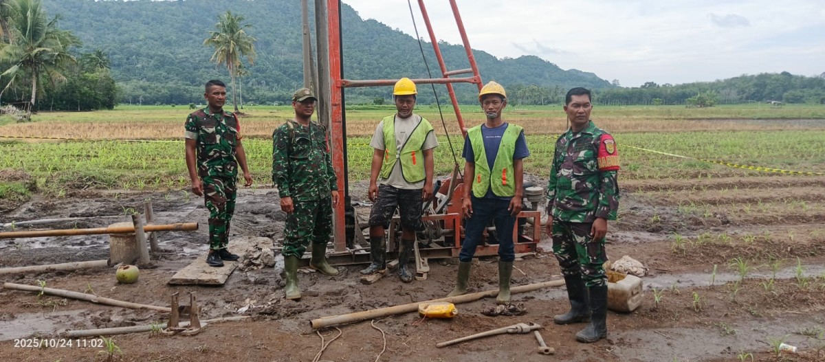 Babinsa Koramil 406-09/Terawas Laksanakan Pengecekan Sumur Bor di Desa Srimulyo