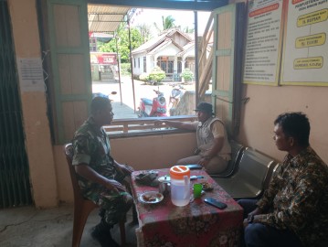 Babinsa Koramil 406-03/Rupit Laksanakan Komsos di Desa Beringin Rupit