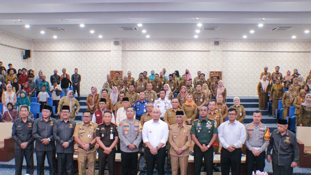 Dandim 0406/Lubuklinggau Berikan Bantuan UMKM kepada Masyarakat Bersama Pemkot kota Lubuklinggau