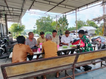 Babinsa Koramil 406-01/Rawas Ulu Sosialisasikan Rekrutmen TNI AD TA