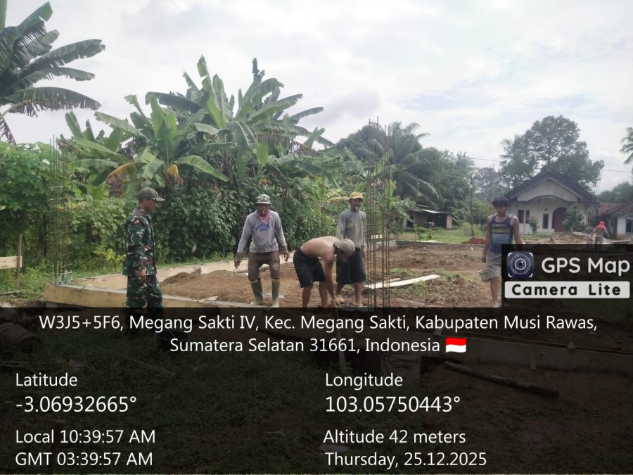 Babinsa Koramil 406-04/Muara Lakitan Lakukan Pemantauan Pembangunan Gedung Koperasi Merah Putih