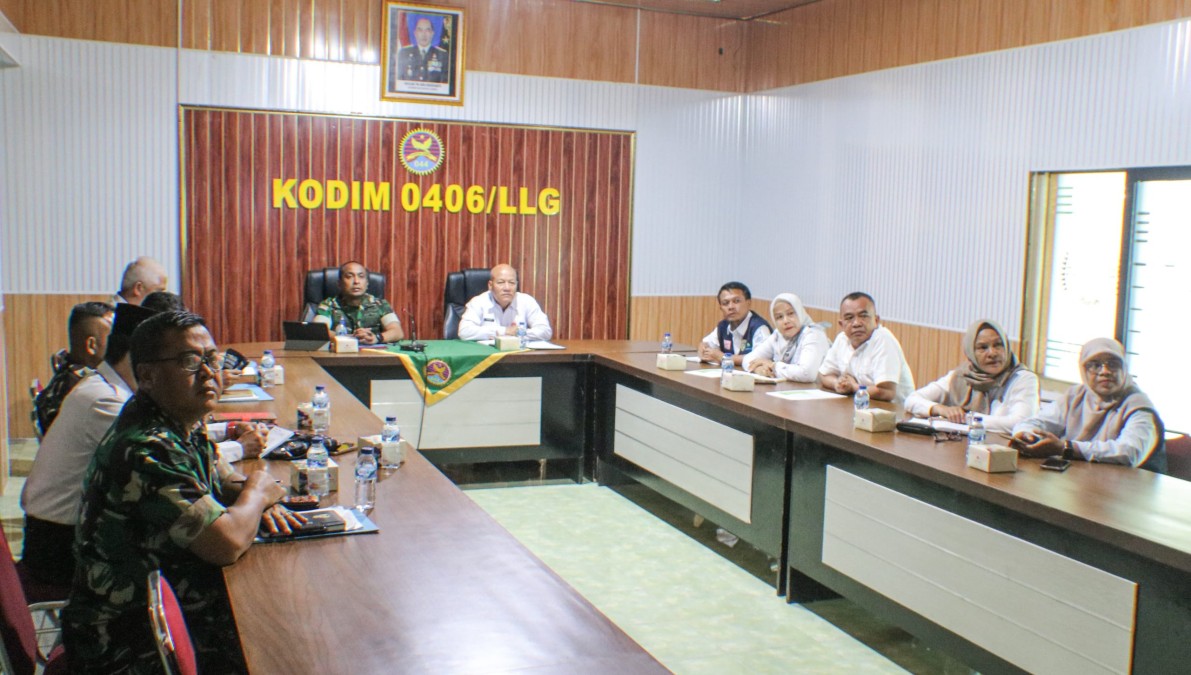Dandim 0406/Lubuklinggau Ikuti Vicon Bersama Dirjen Bina Pemdes Kemendagri Bahas Percepatan Pembangunan KDKMP