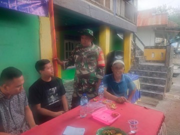 Babinsa Koramil 406-03/Rupit Laksanakan Komsos Kamtibmas di Desa Mbacang Baru