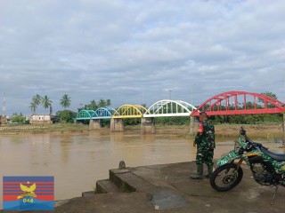 Babinsa Koramil 406-03/Rupit Monitoring Situasi Gulbencal di Wilayah Kecamatan Rupit
