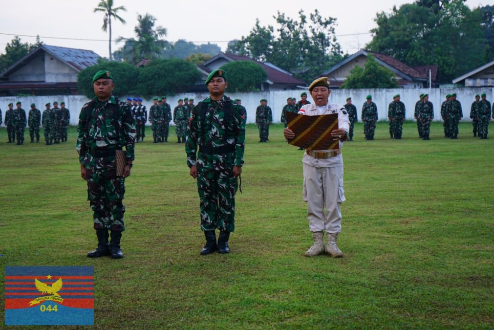 Kodim 0406/Lubuklinggau Gelar Upacara Bendera Rutin Tanggal 17, Kasdim Bertindak Sebagai Inspektur Upacara