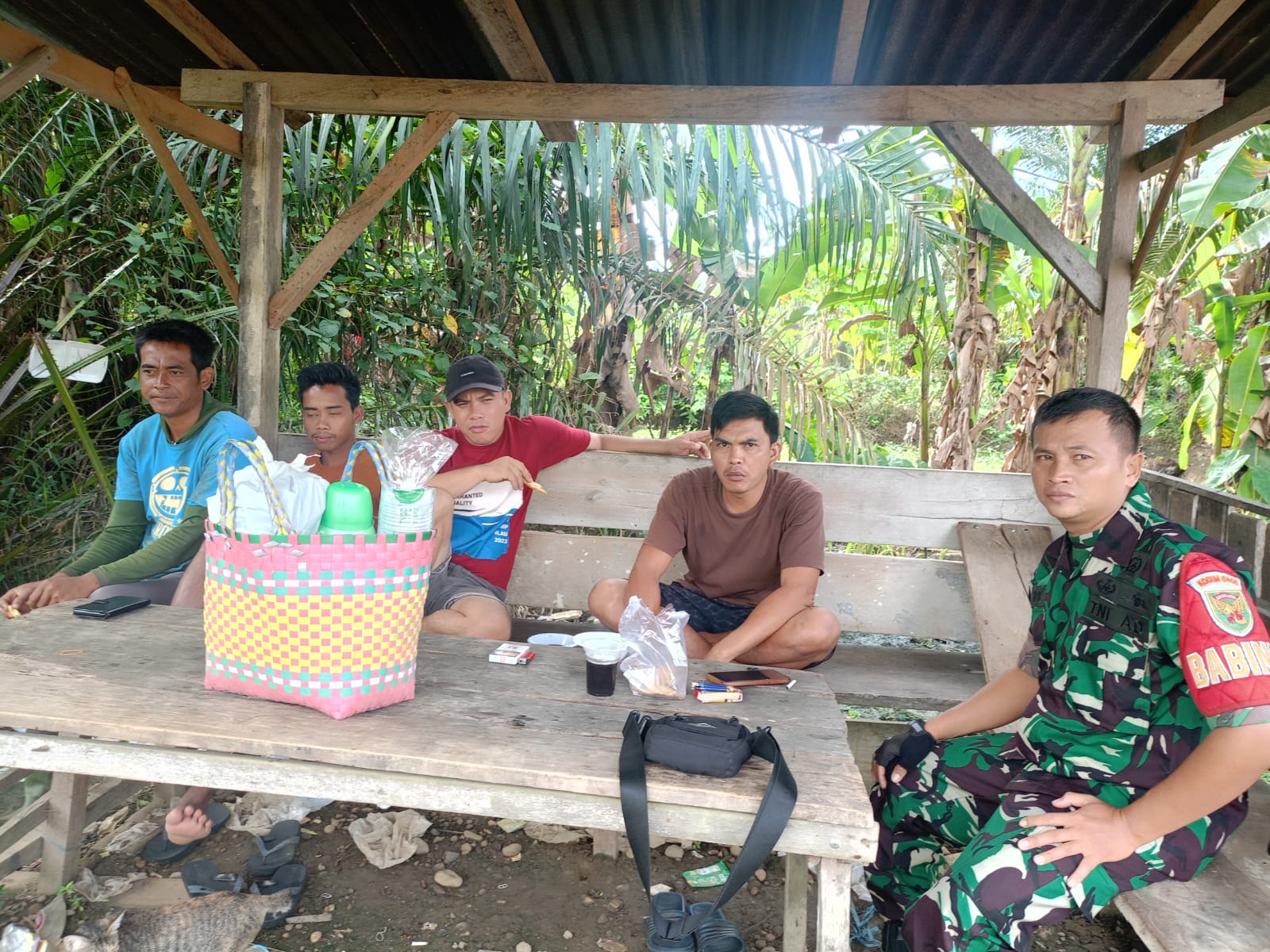 Erkaklar bilan yalangoch jinsiy aloqa